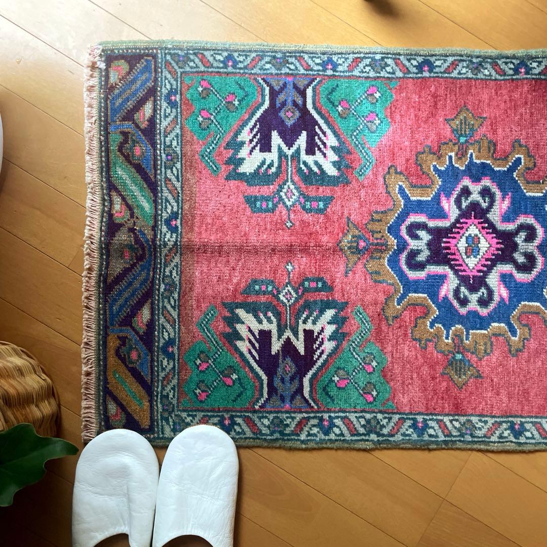 51×101 コーラルピンク　レアなウール　メダリオン　トルコヴィンテージラグ