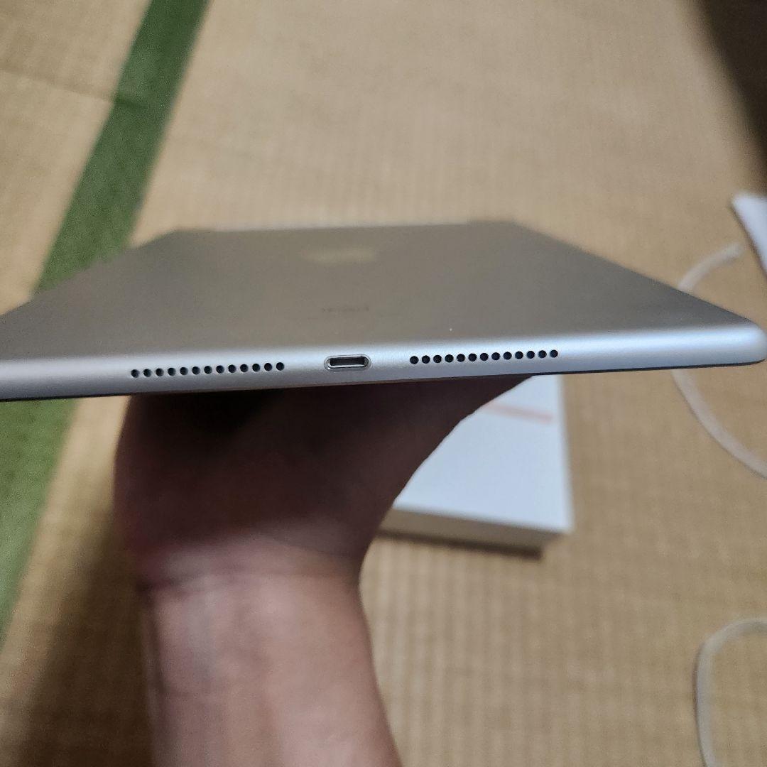 Apple iPad 第7世代 32GB バッテリー最高容量96%