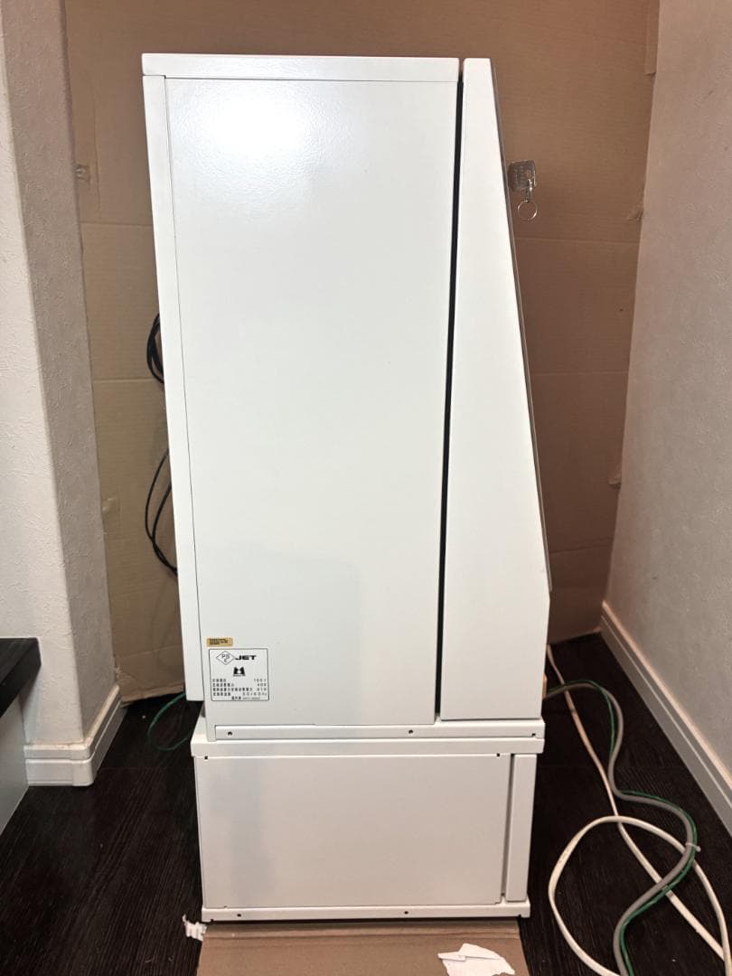 ■マミヤOP　タッチパネル式小型券売機　VMT-600■新500円・新紙幣対応済