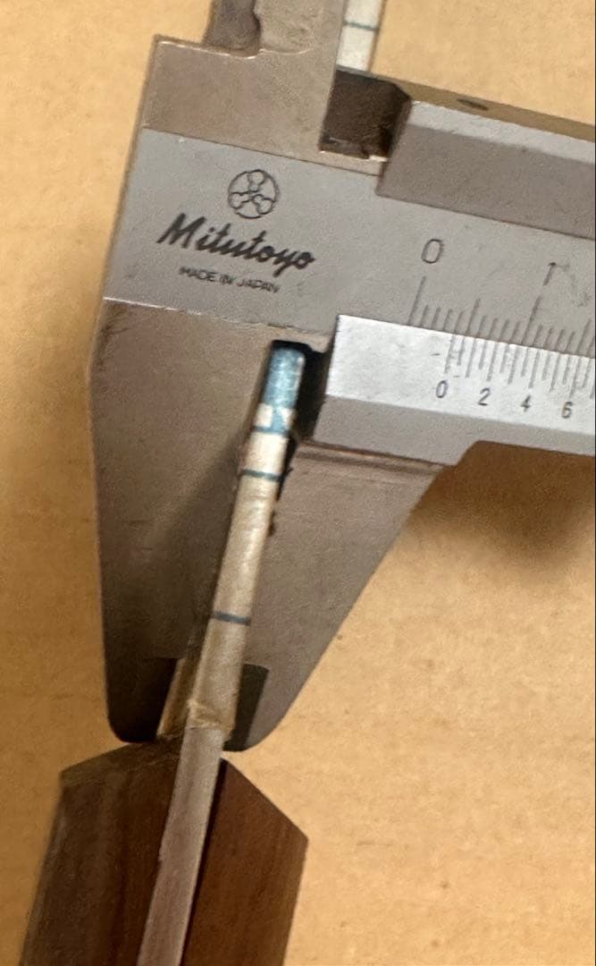 義近 牛刀 洋出刃 コマ切　包丁 未使用 油紙付 D115