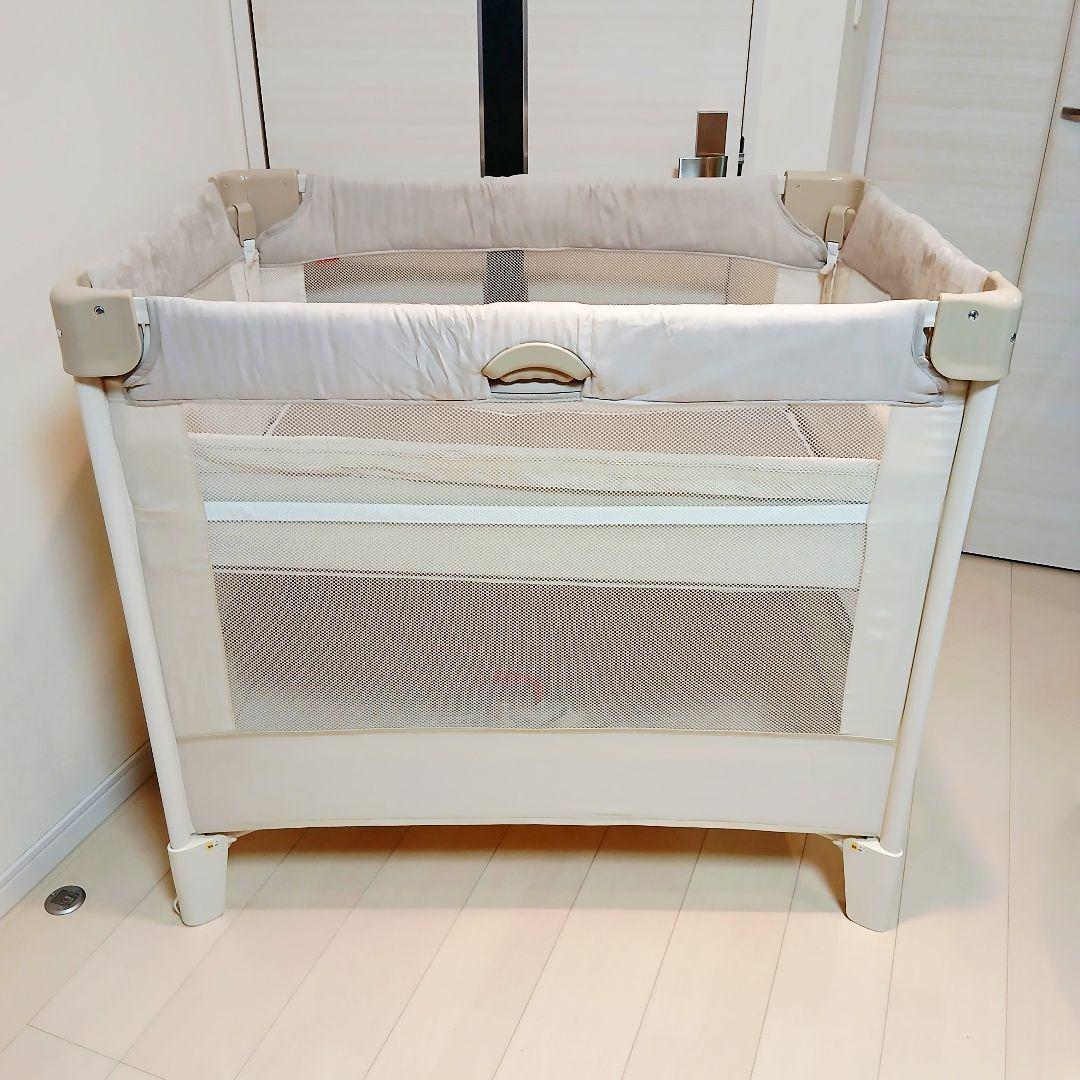 アップリカ　ココネル　エアープラス　ホワイトベージュ 収納袋つき