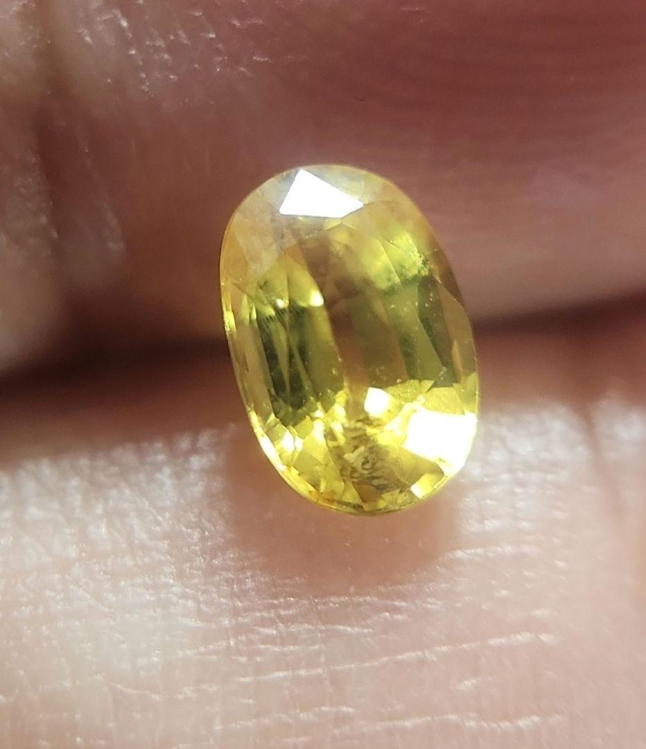 天然サファイア 0.895ct