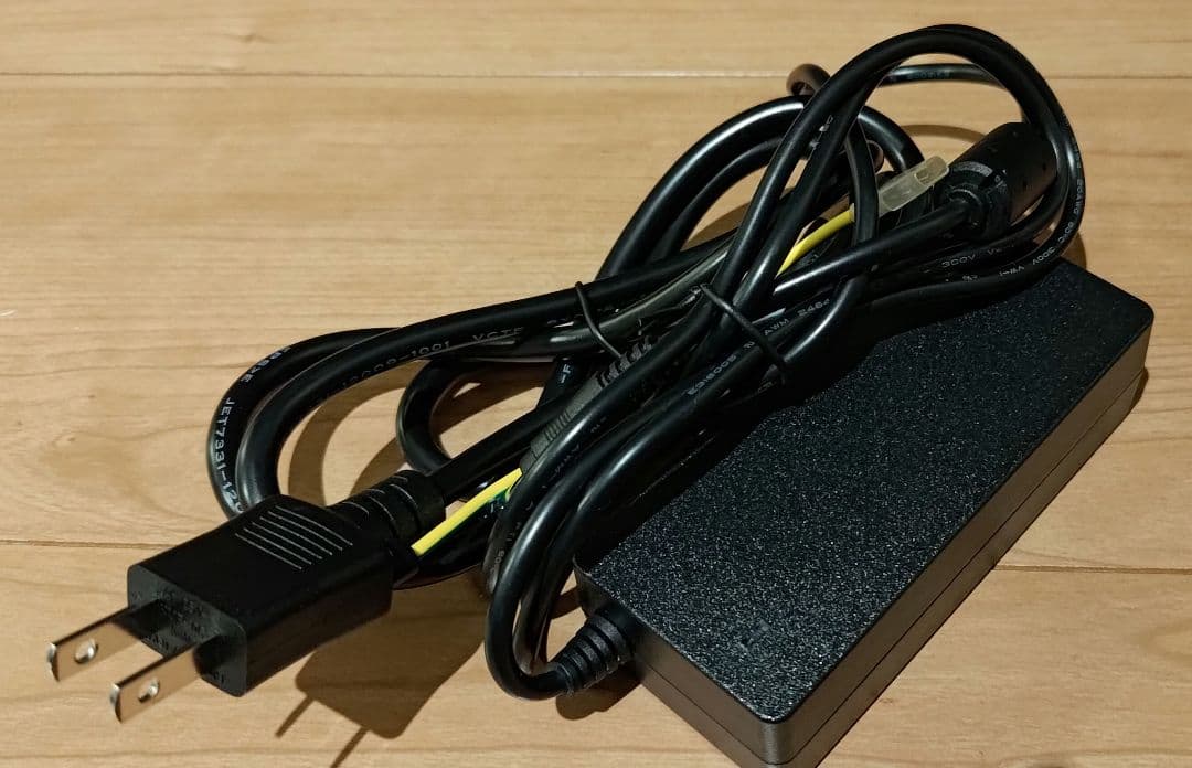 ミニPC Minisforum UM350 16GB RAM 256GB SSD