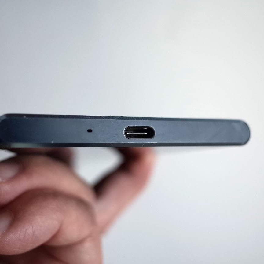 SONY Xperia XZ Premium SO-04J docomo 美品