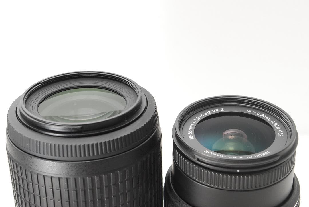 【使用感少　新品級ショット数　ダブルレンズ】Nikon D3300　スマホ転送