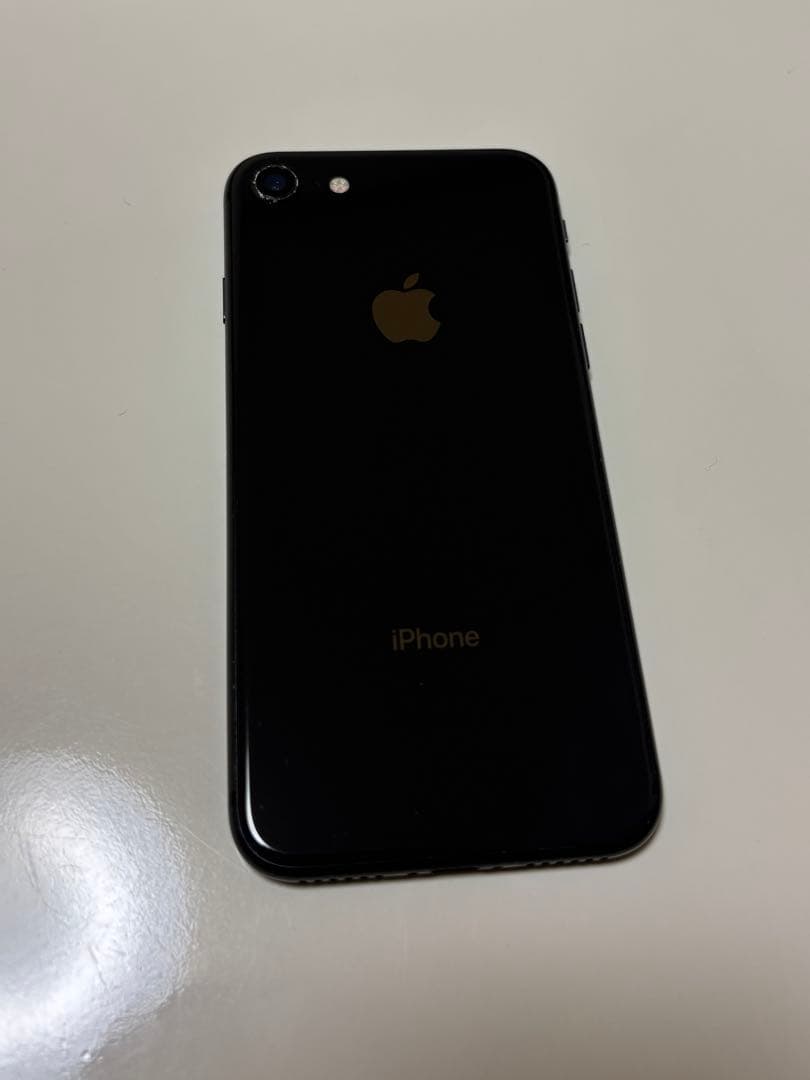 iPhone8 64GB SIMフリー iFaceケース付き