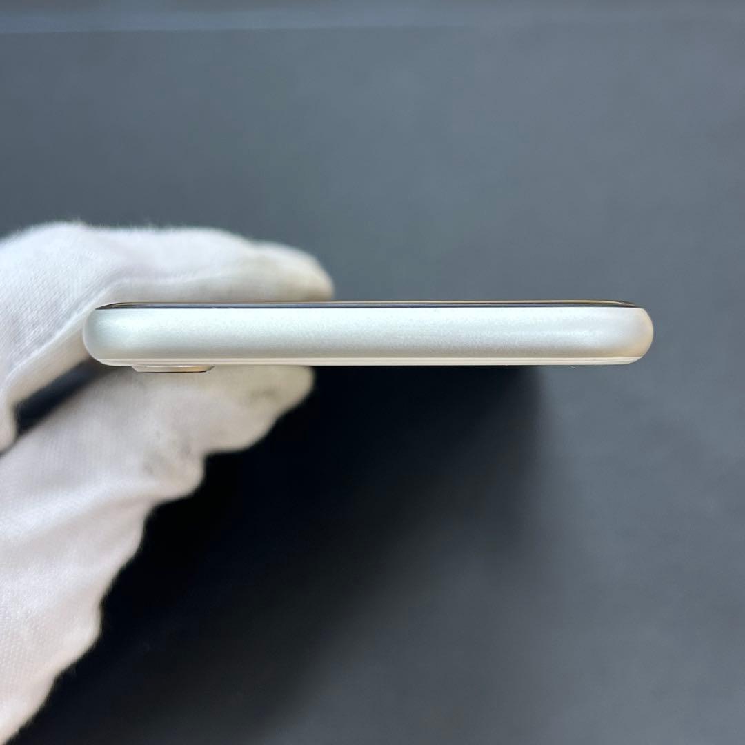 ニ*コ様 稼動 美品 iPhone SE 128GB アイフォン Apple ア