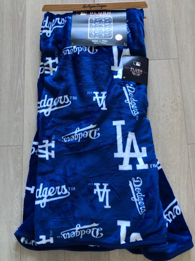 ロサンゼルス・ドジャース 特大ブランケット(154.2cm×177.8cm)