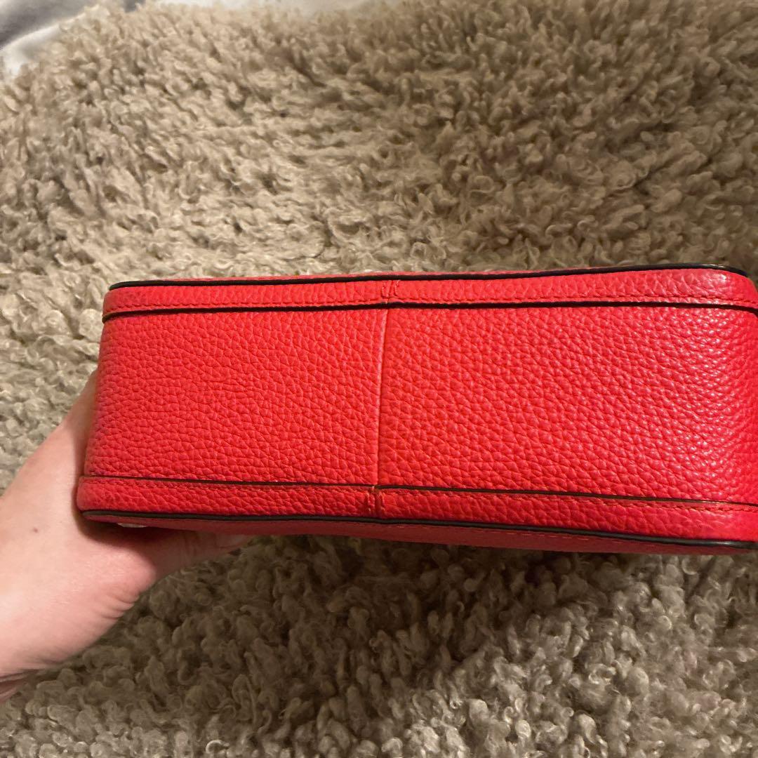 【美品】MARC JACOBS マークジェイコブス ショルダーバッグ　レッド
