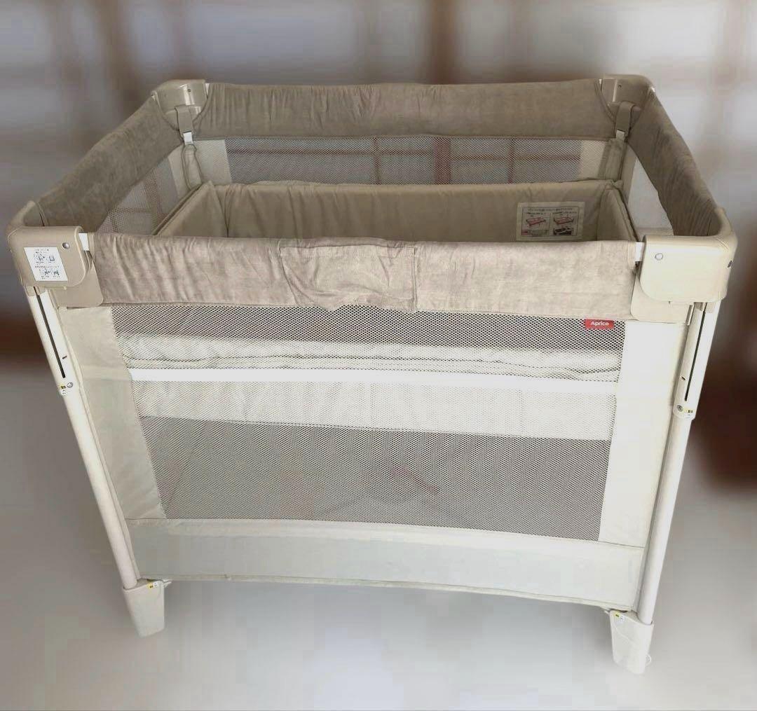 【美品】アップリカ ココネルエアープラスAB ホワイト ベージュ