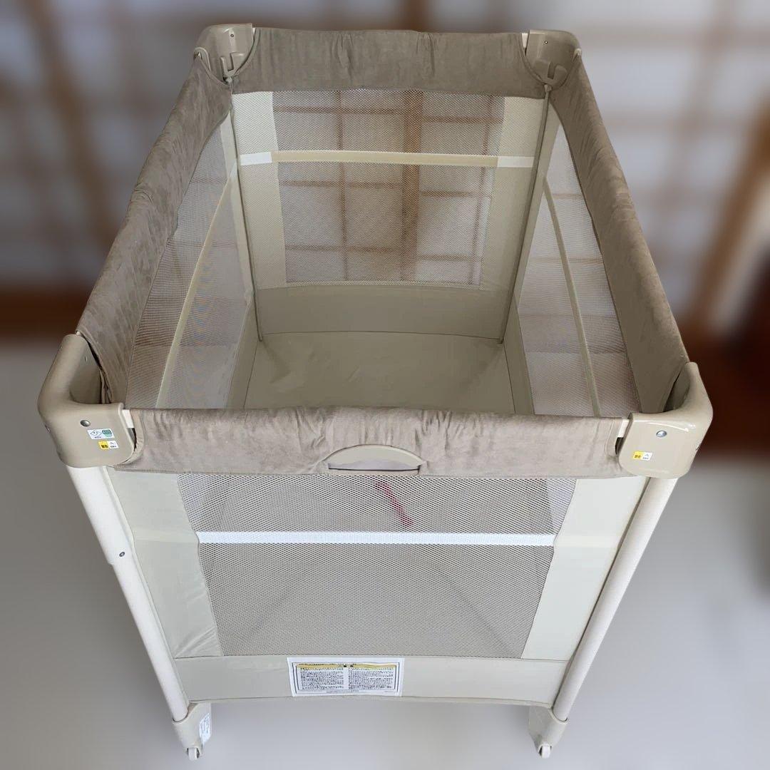 【美品】アップリカ ココネルエアープラスAB ホワイト ベージュ