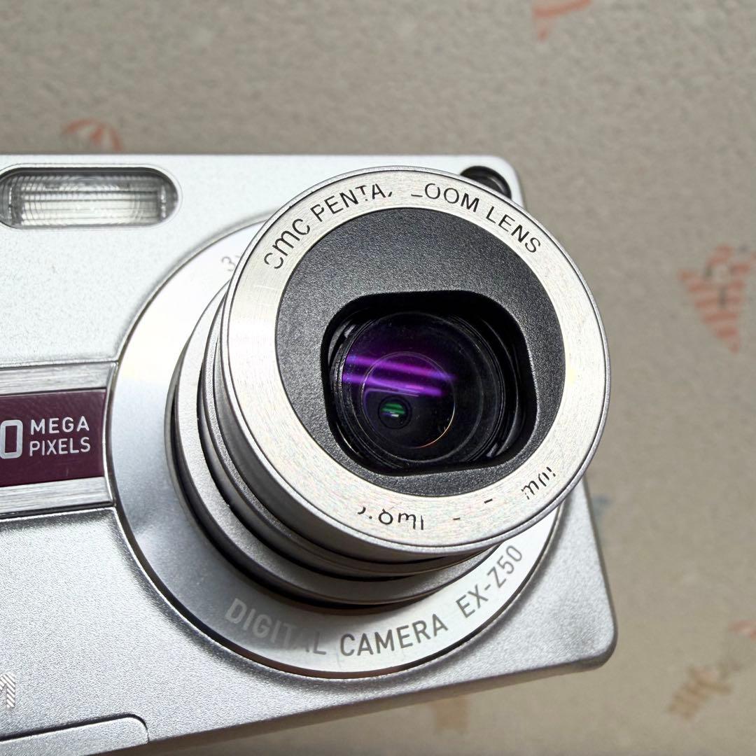 CASIO カシオ EX-Z50 シルバー デジカメ コンデジ 充電器付