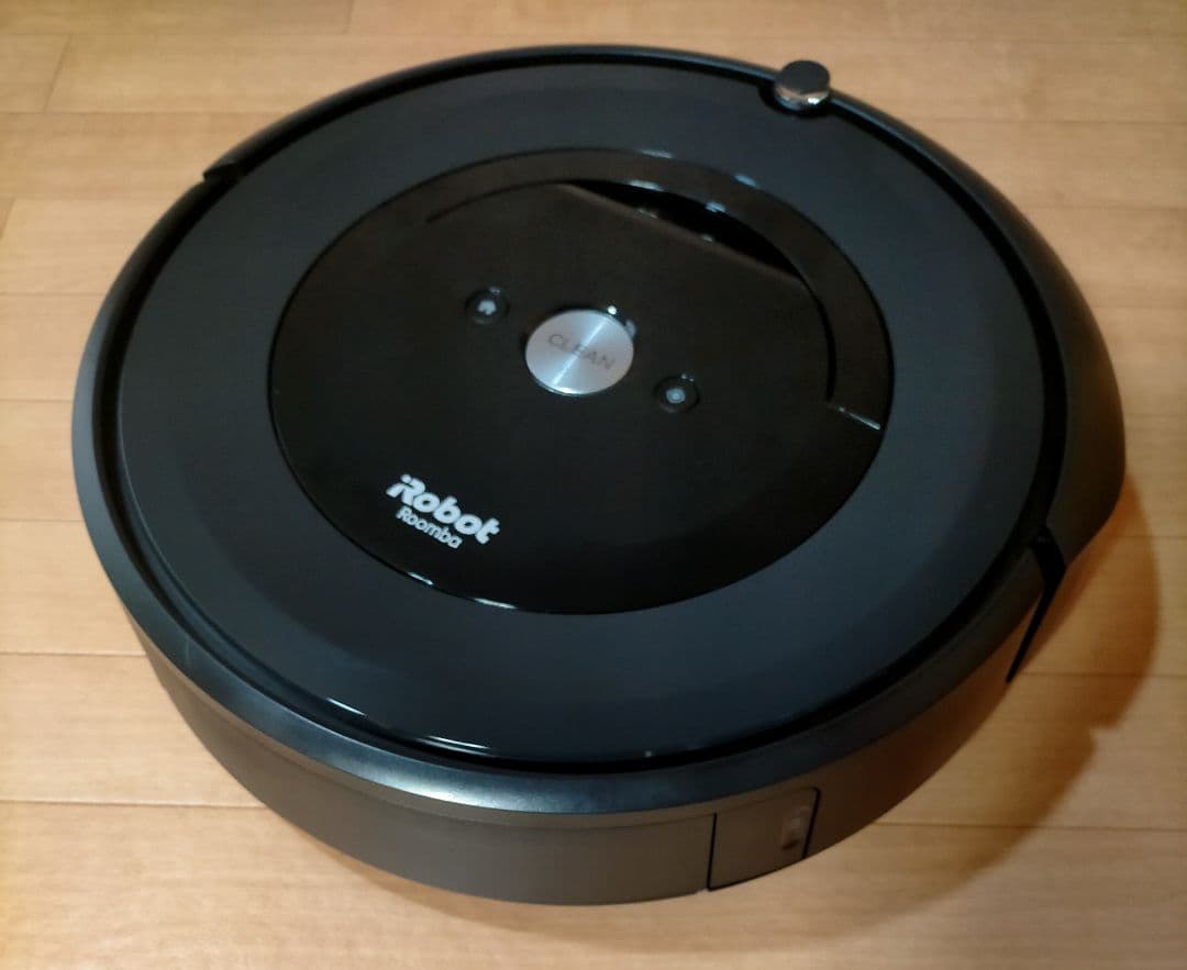 ルンバiRobotルンバe5【21年製】使用110時間未満美品