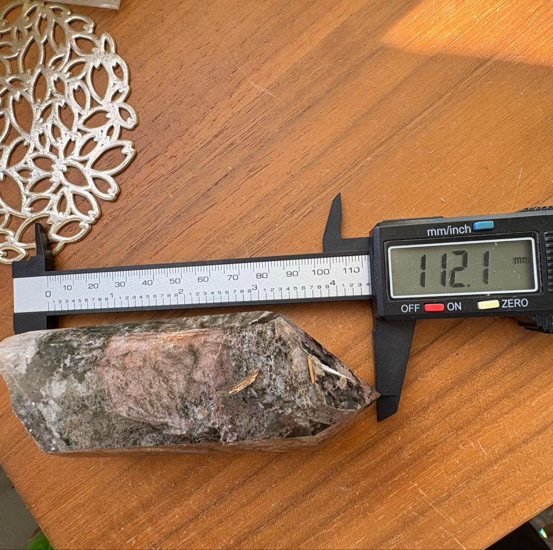 天然石 四季ガーデンクォーツ ポイント置物247g