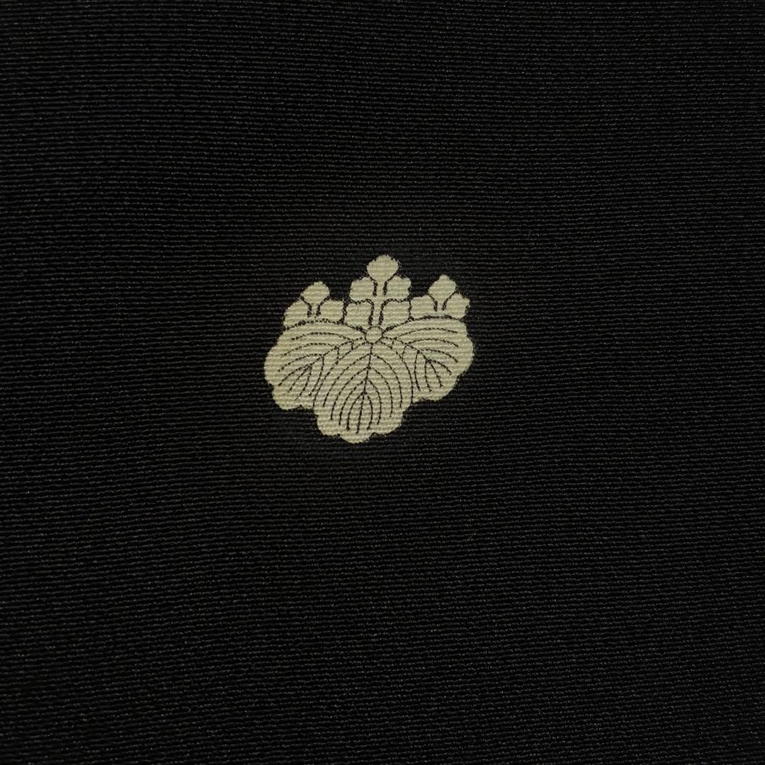 D165 黒留袖　牡丹刺繍　花車　正絹　着物　袷　しつけ糸付き未使用極美品