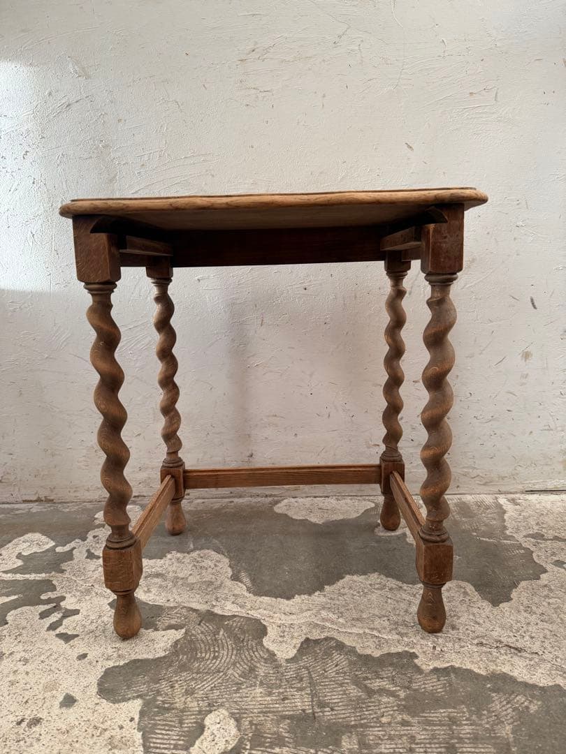 ビンテージ　サイドテーブル ベッドサイドテーブル　中　剥離