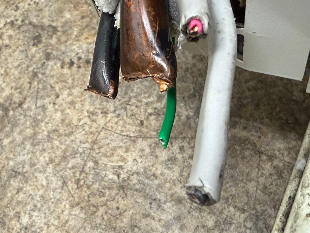 ダイキン　業務用　エアコン　4馬力　天吊　自在形ワンダ風量　２０２１年製