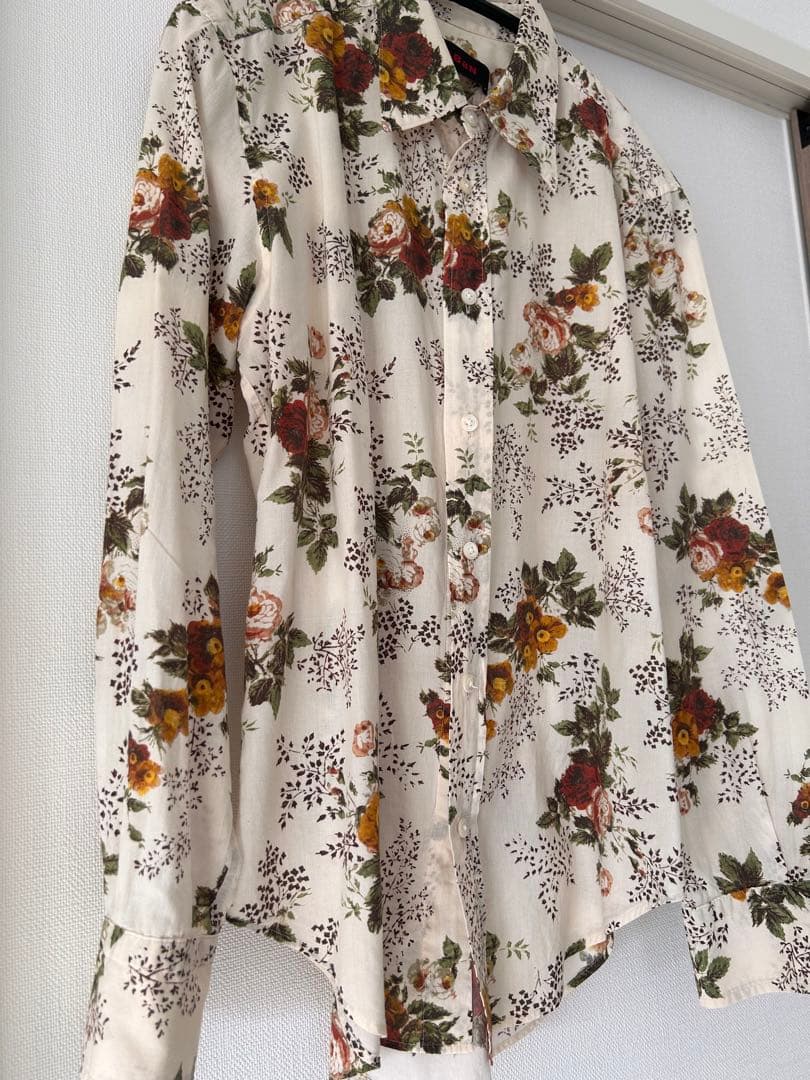 キャバン　花柄　シャツ