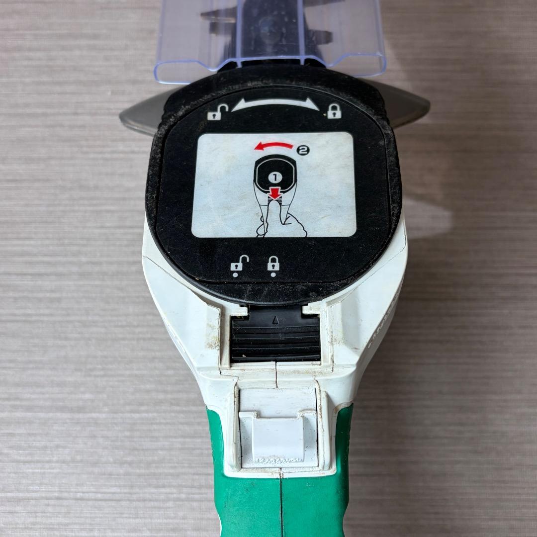 Makita MUH264DSH 芝刈り機 バリカン 充電器 バッテリー 替刃