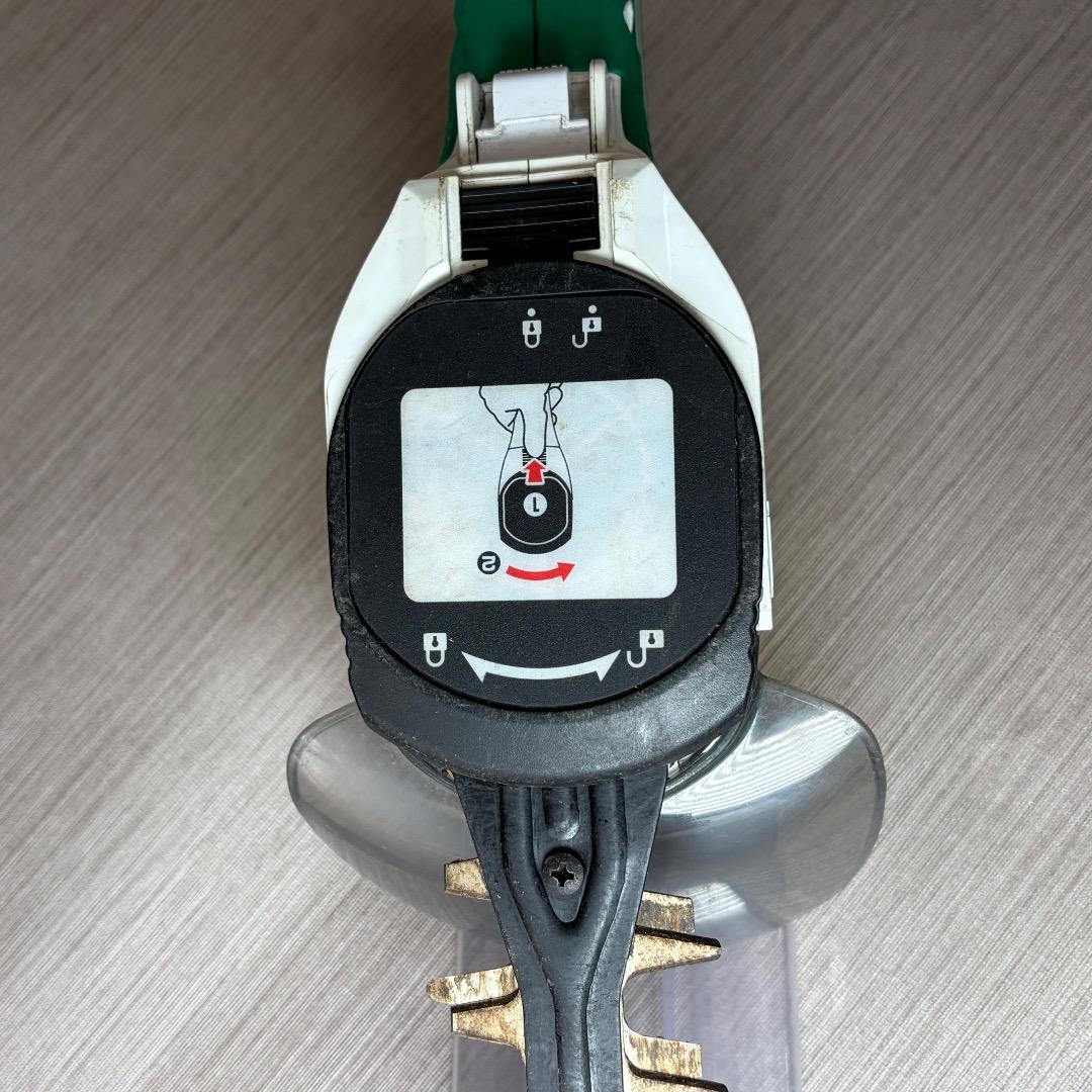 Makita MUH264DSH 芝刈り機 バリカン 充電器 バッテリー 替刃