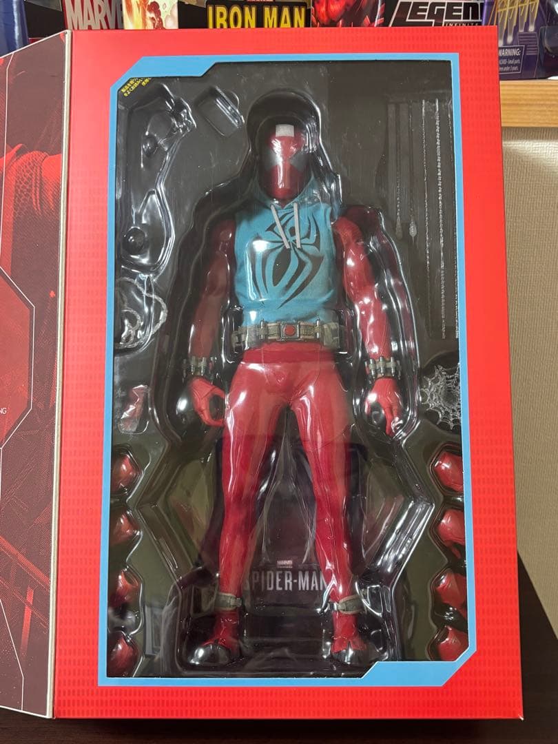 Hot Toys スパイダーマン スカーレットスパイダー