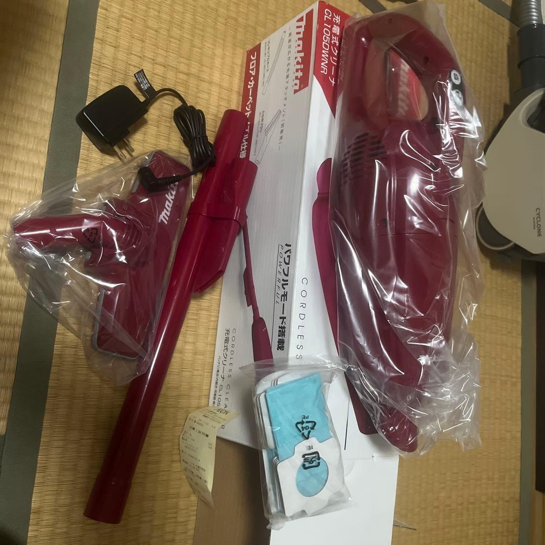 マキタ充電式クリーナーCL105DWNR（レッド）