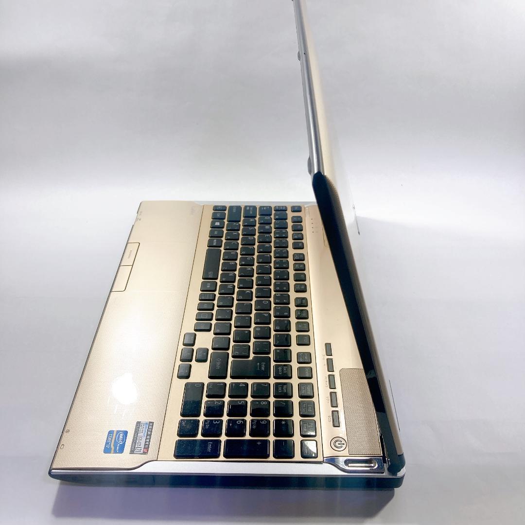 w113✨Core i7 快適 /爆速 SSD512GB /ゴールド✨ノートPC