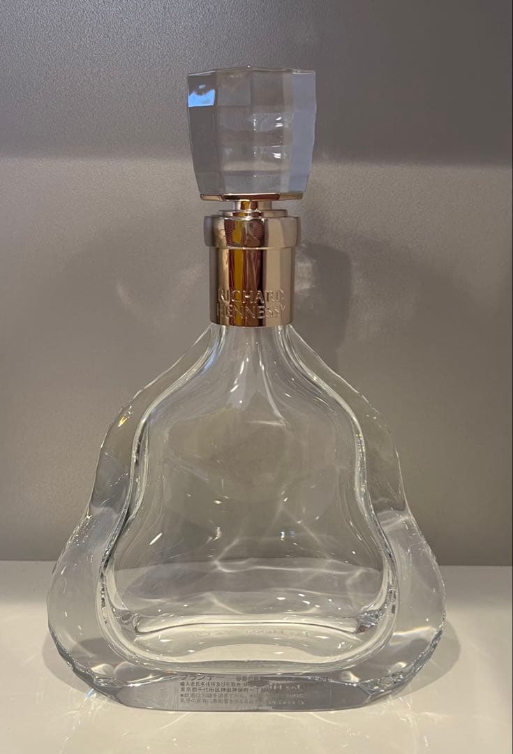 ヘネシー　リシャール　バカラ　空瓶