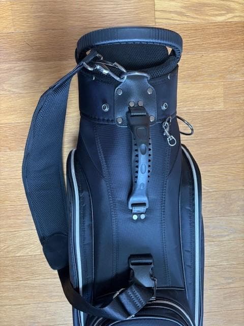 ブラック ゴルフバッグ・キャディバッグ　インプレス　ほとんど使用無し　美品