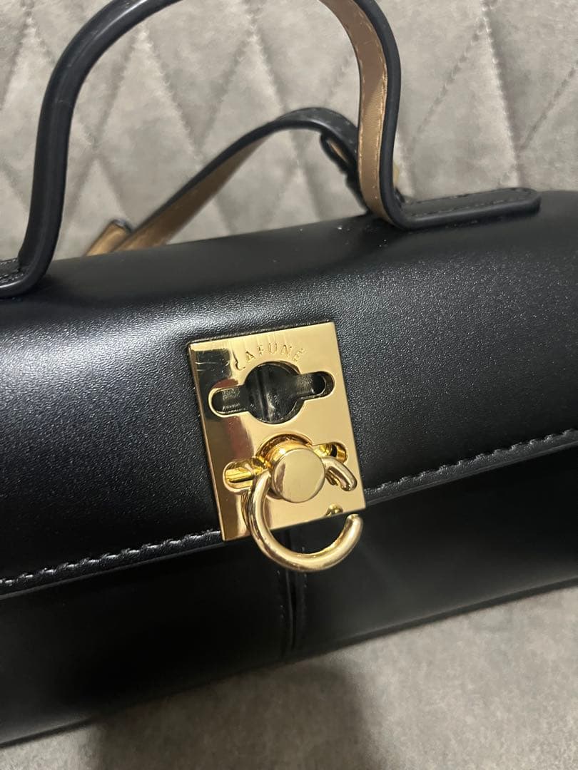 【美品】CAFUNE カフネ　ショルダーバッグ　小