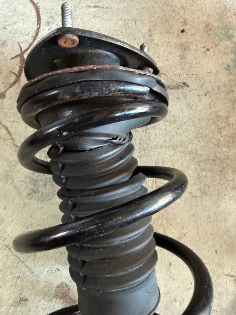 プロボックス　50系　KYBニューSR 純正スプリング【抜け無し】年内限定値引中