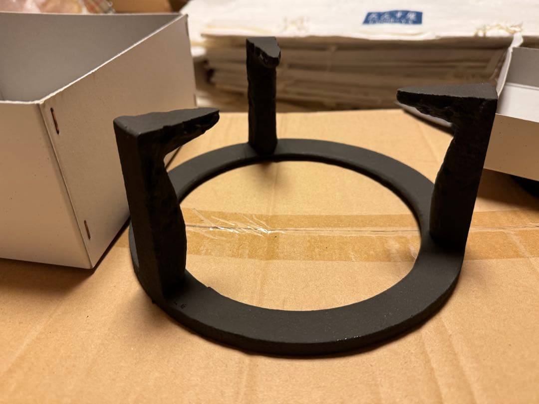 置炉　磨入子　桑色　置炉釜　老松紋　五徳　虫喰　　置き炉3点セット　茶道具