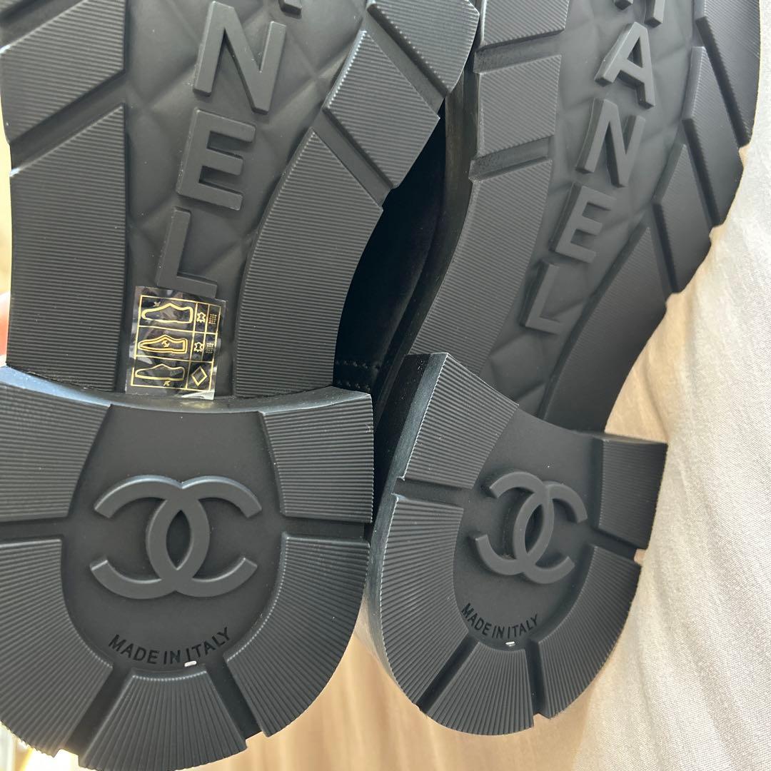 定価３４万　可愛いシャネルブーツ♡