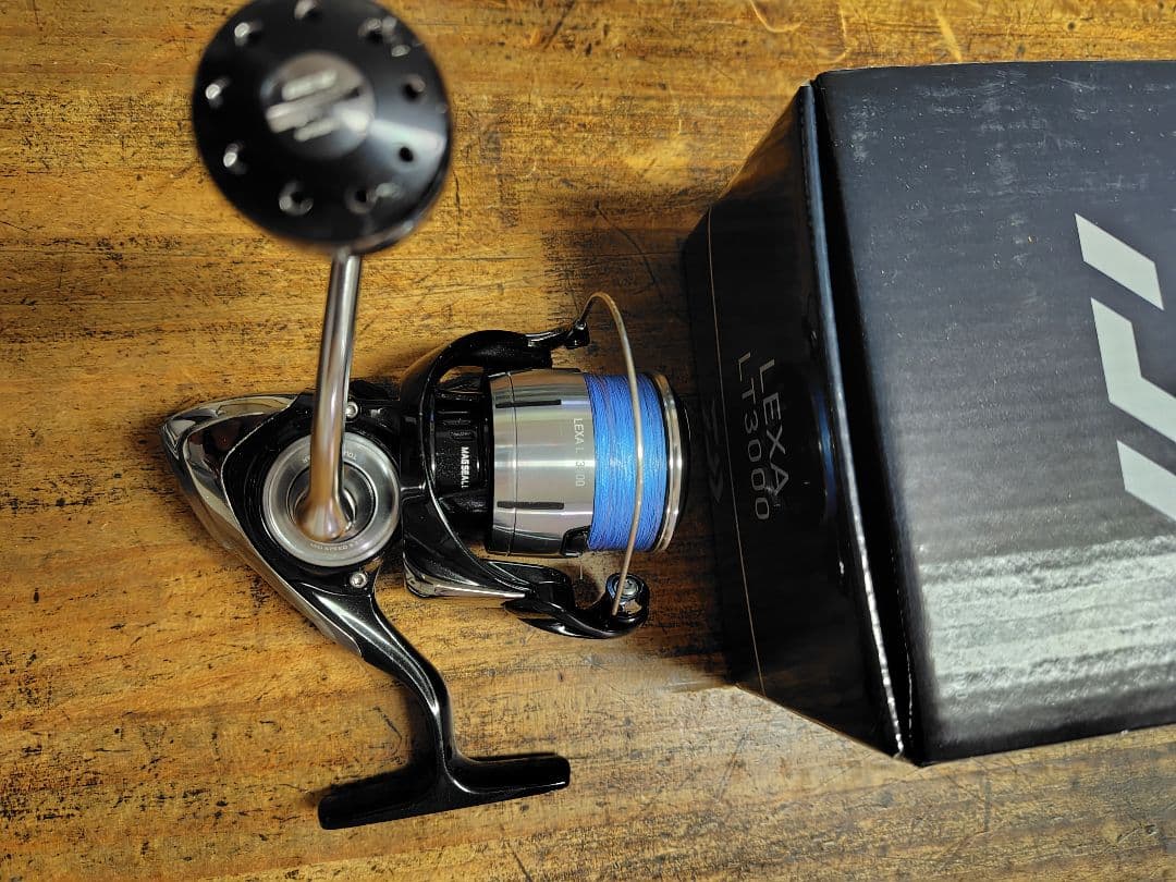 LEXA LT3000 スピニングリール