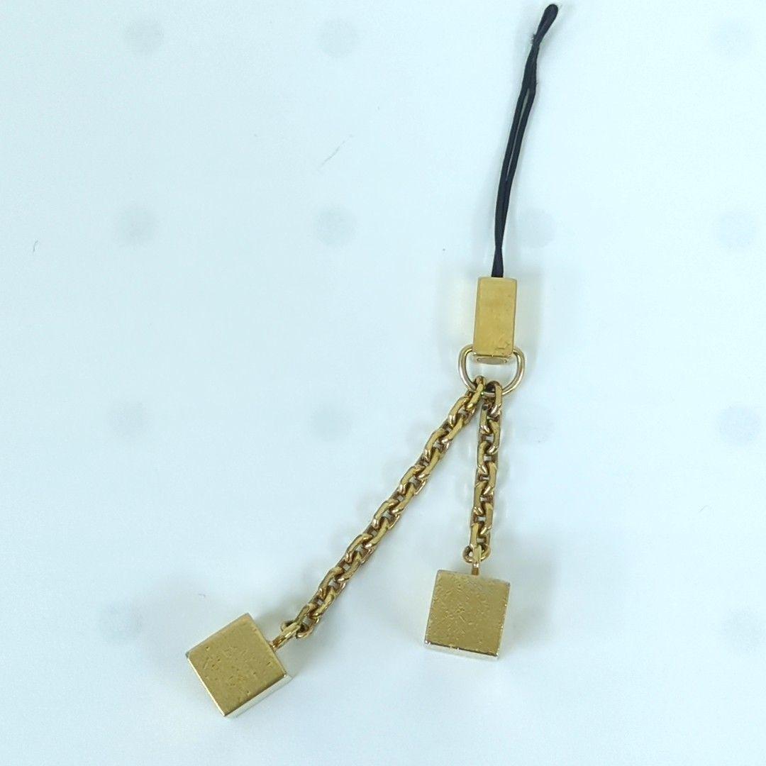 ルイヴィトン アクセソワール テレフォンヌ キューブ ストラップ ゴールド