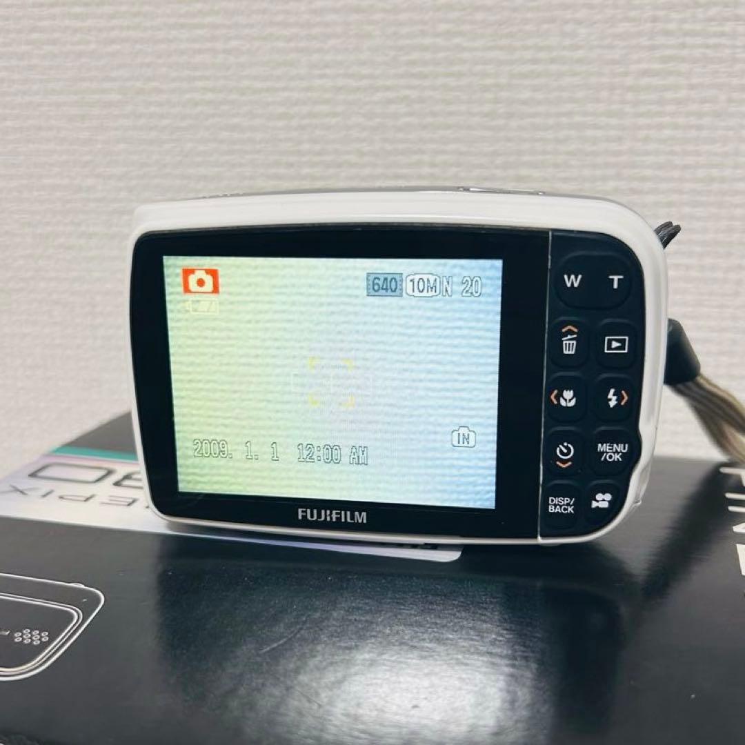 富士フイルム FUJIFILM FINEPIX Z30 デジタルカメラ コンデジ