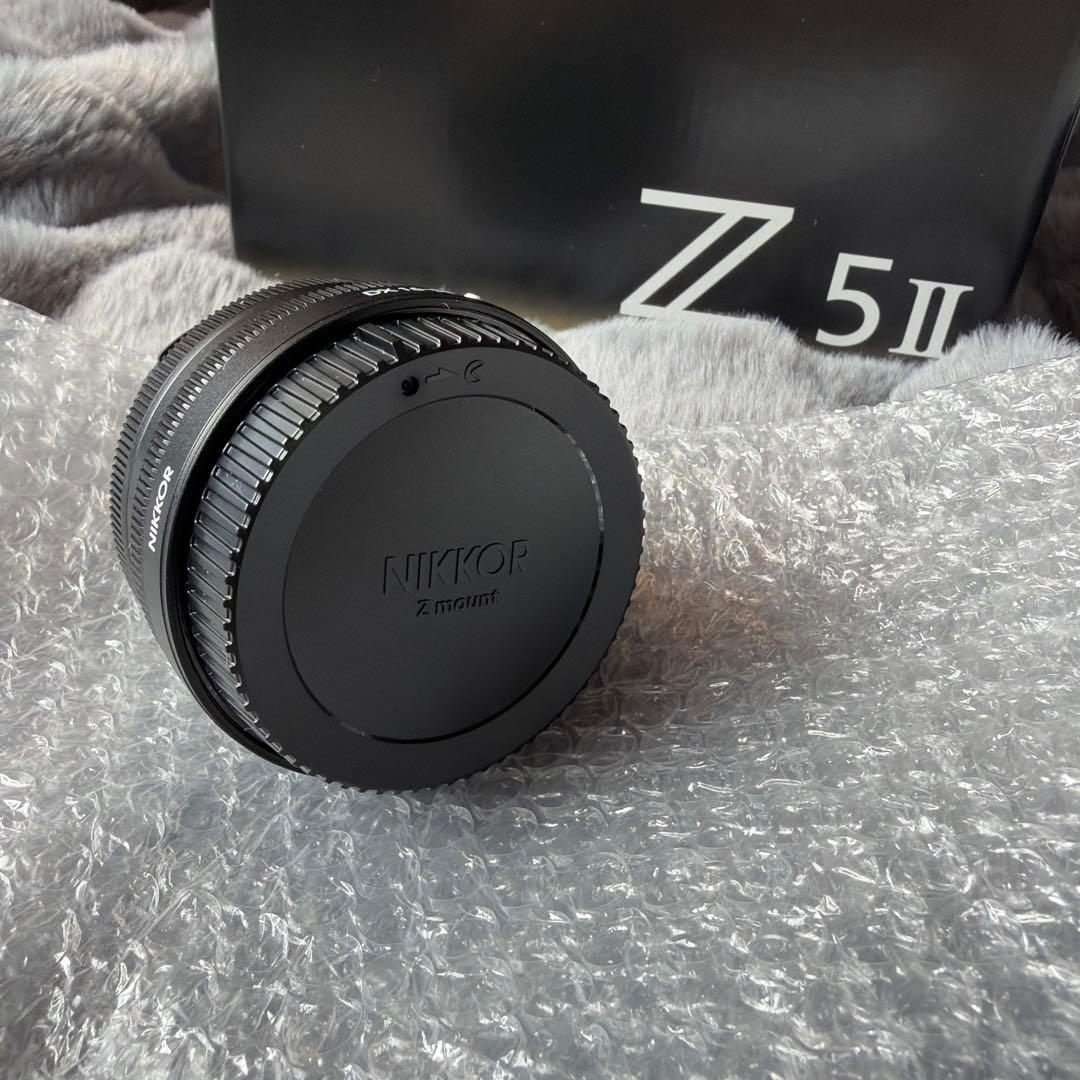 Nikon Z5ⅱ 本体のみ　おまけレンズ