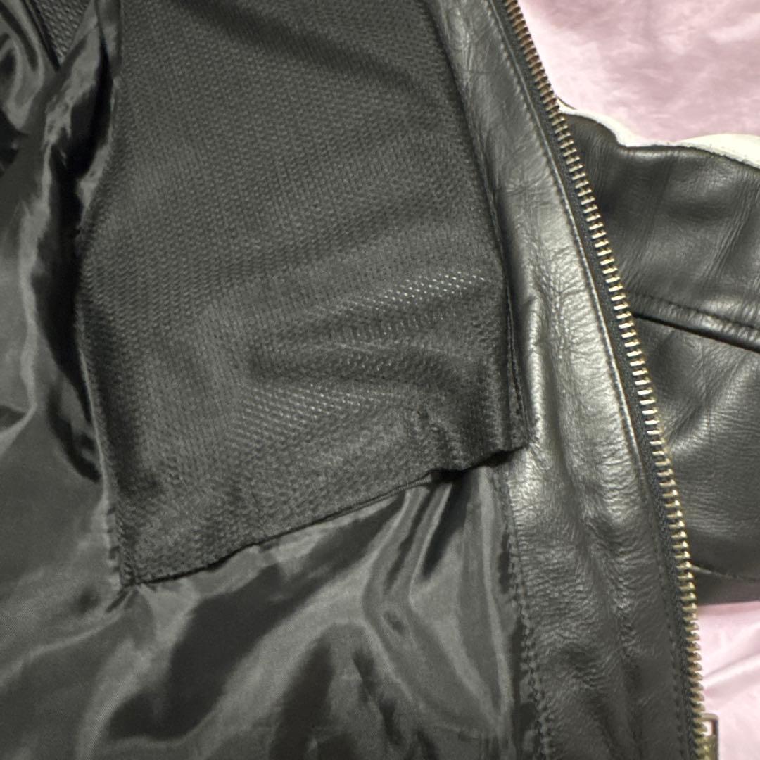 レザー バイカー用ジャケット パッチ付き