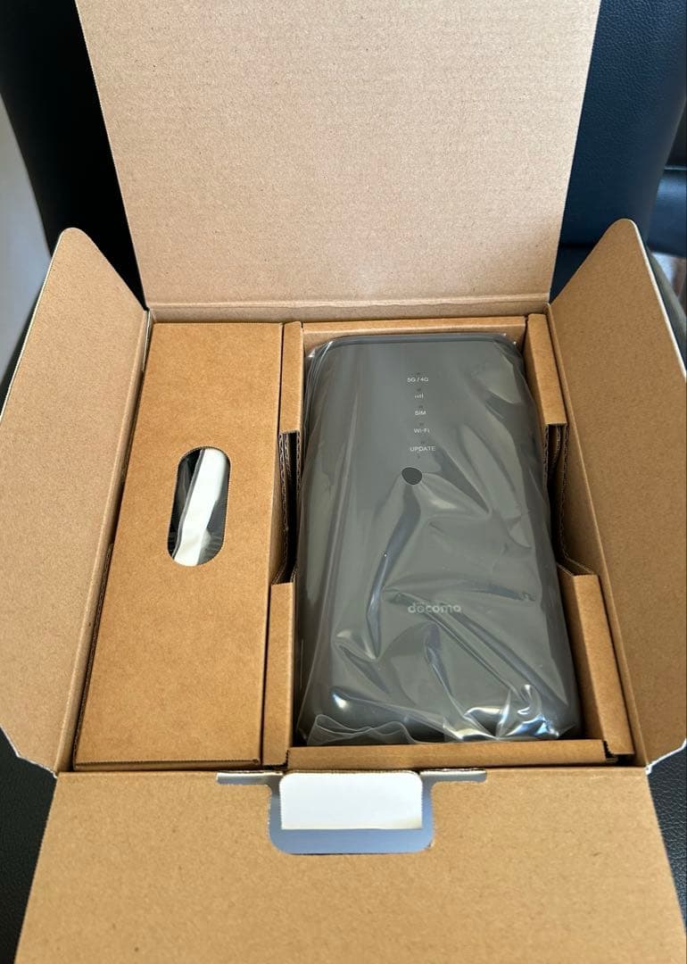 【新品未使用】docomo  5G HR02セット