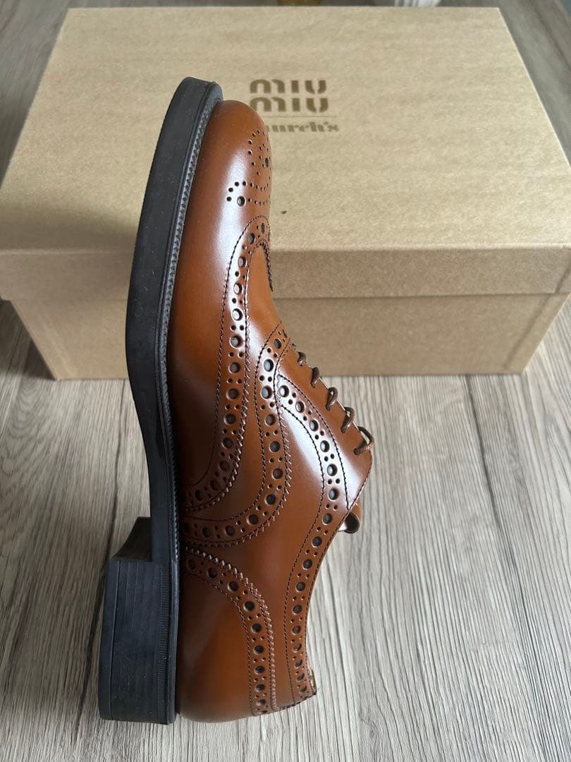 【新品未使用】miumiu×Church's ウイングチップ39 26cm相当