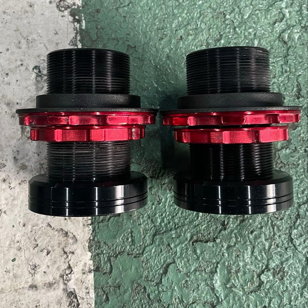 RAV4 AXAH54 フルタップ式　車高調　ブリッツ　ZZ-R ローダウン