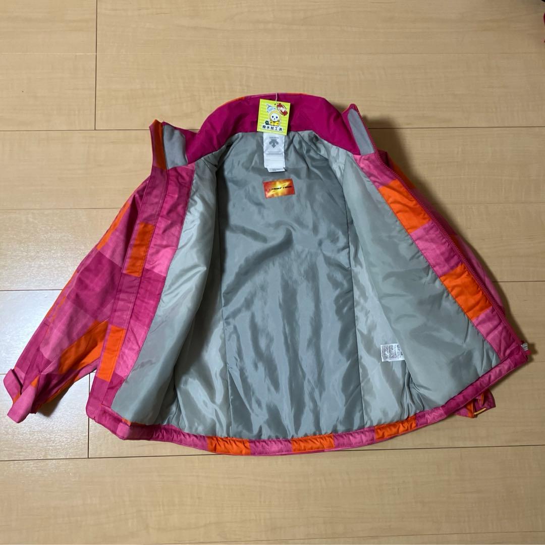 drymonさん専用　　 デサント　スキーウエアー サイズ140