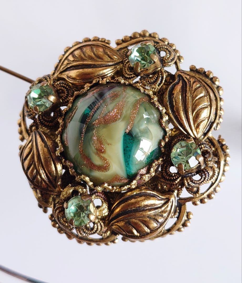 西ドイツヴィンテージ 1950s 希少 ブローチ 植物モチーフ 硝子装飾 D92