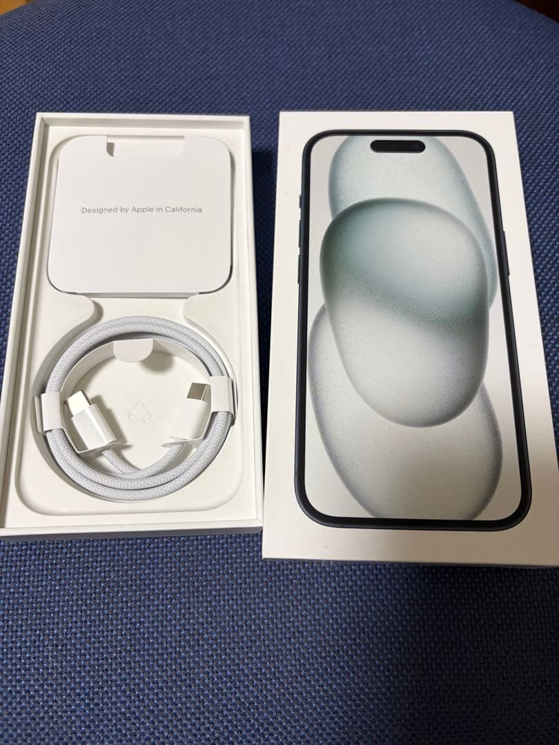 Apple iPhone 15 ブラック 128GB 初期化済み