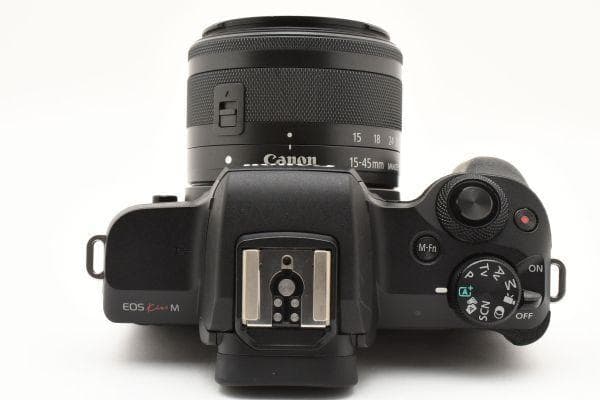 【美品】 キャノン Canon EOS Kiss M レンズキット ミラーレス