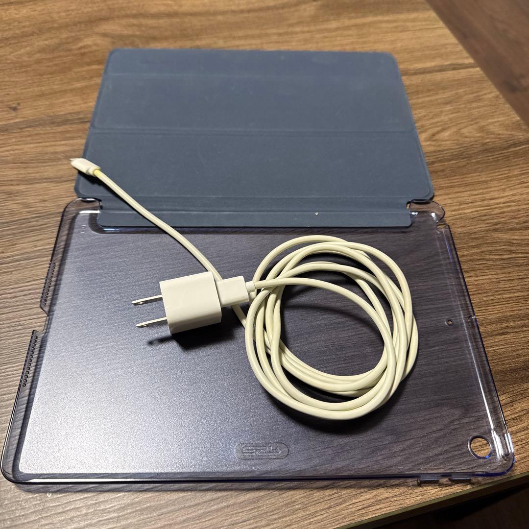 iPad 第5世代　Wi-fi+Cellularモデル