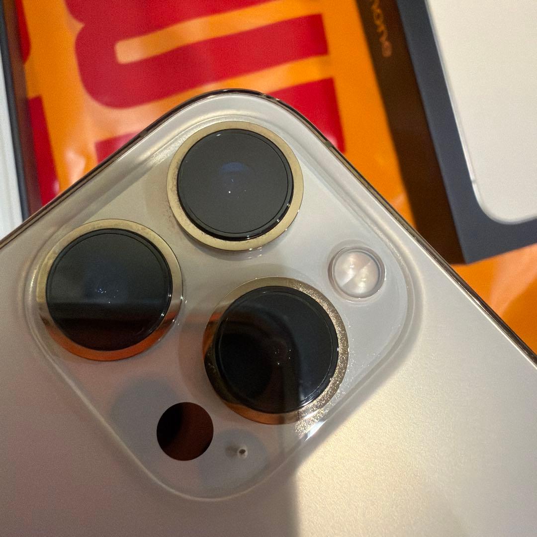 iPhone 13 ProMax 256GB ゴールド