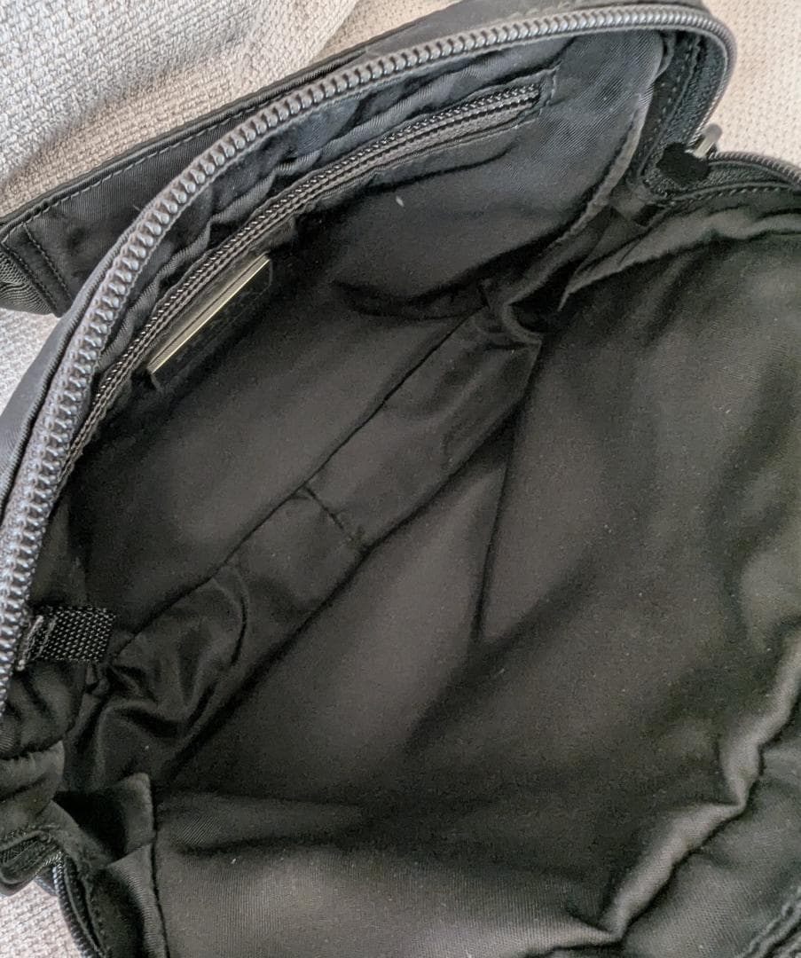 T*A様 PRADA ２VL001 プラダ ウエストポーチ ボディバッグ ブラッ