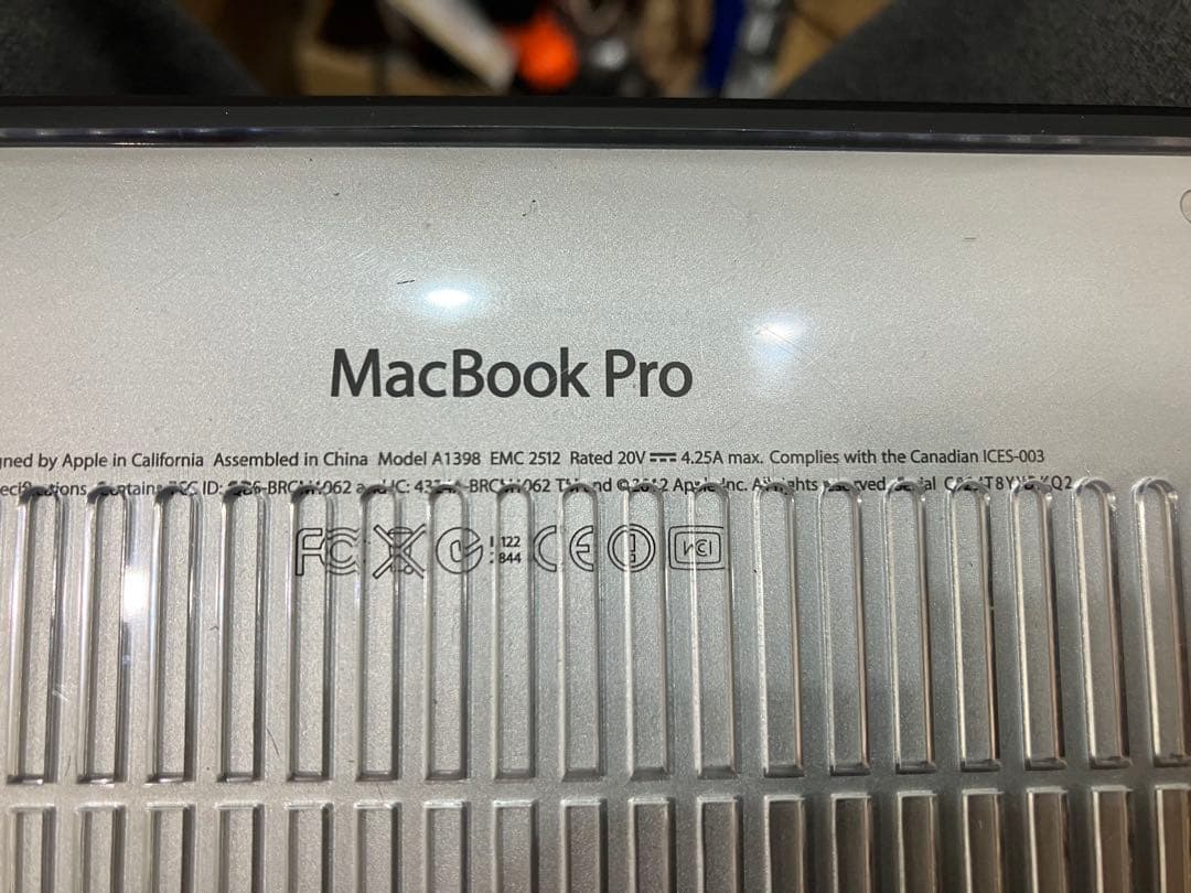 Apple MacBook Pro Retina (A1398)英語キーボード