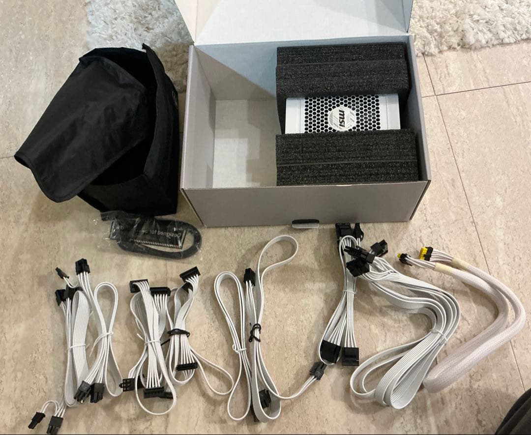 MSI MAG A850GL PCIE5 電源 White